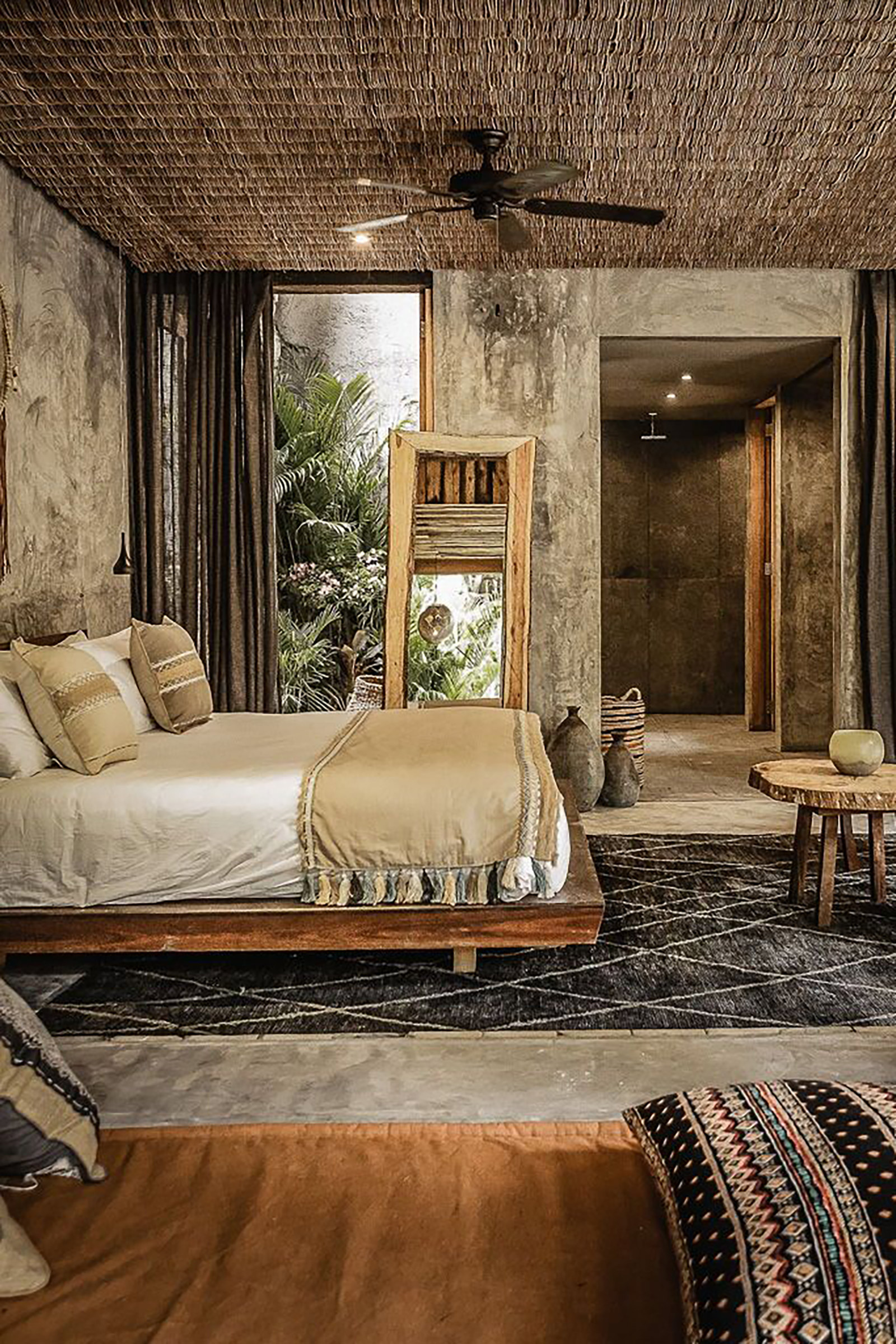 Within its 65 exclusive suites and its exquisite villas, this eco-friendly resort offers all the charm and serenity of nature in aν unpretentious-luxury package. From the oceanfront suites to the Jungle House, the ultimate opportunity to become one with mother nature in the most stylish of ways, the sophisticated guests of this beautiful resort will surely find their personal favourite accommodation option. - Image