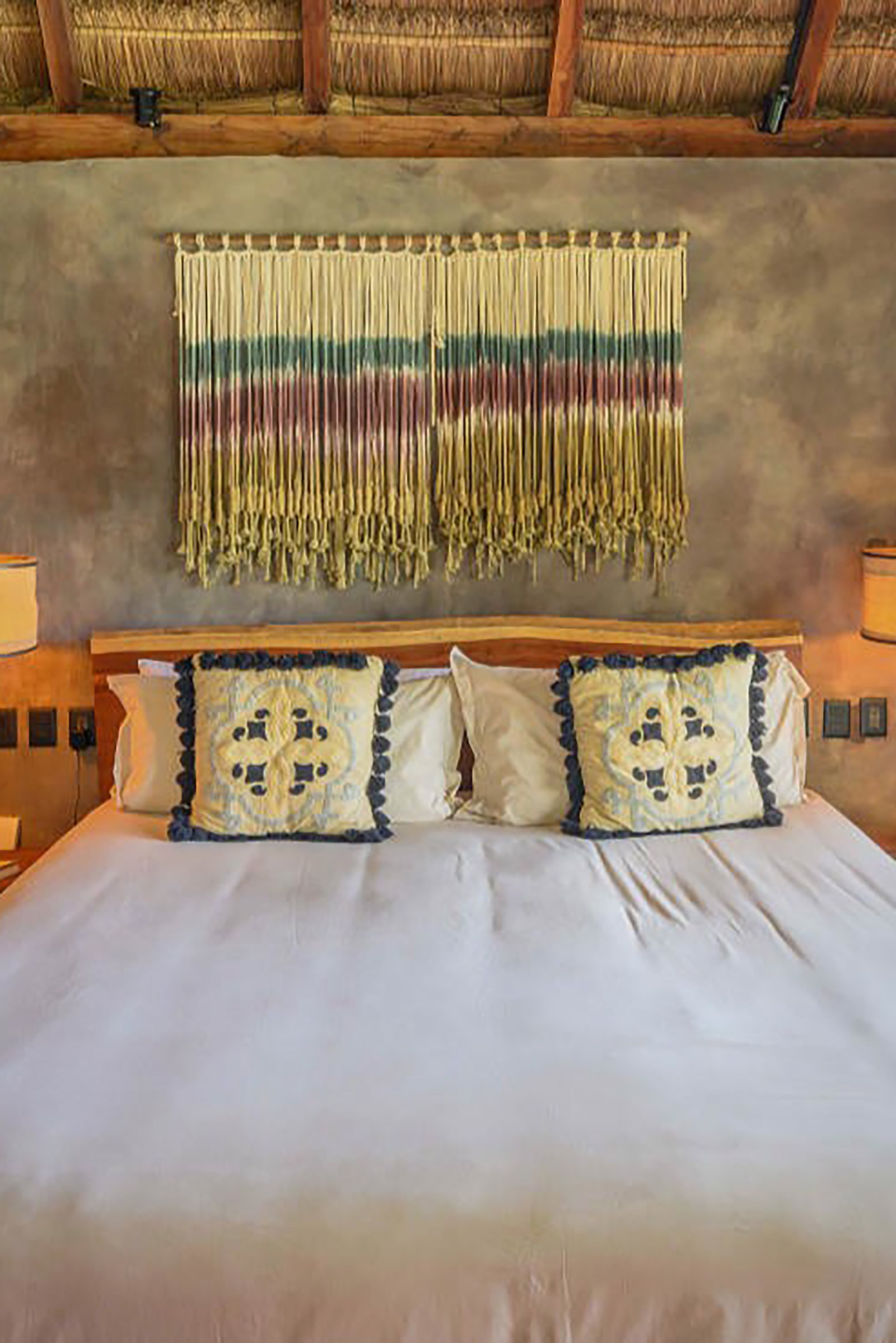 Here the contemporary traveller will have the opportunity to choose how close to mother nature he would like to be, from the 36 nomade-style rooms to the 20 exclusive suites natural materials and verdant outdoor spaces create a most unpretentious luxury feeling, while in the 5 treehouses and the 36 luxury tents things get even more interesting, if you are looking for a one-of-a-kind experience. - Image