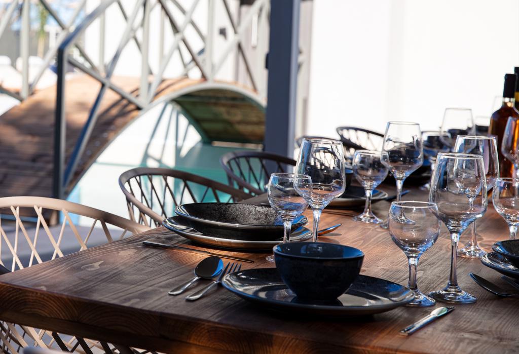 Elinor Villa Outdoor Area Manuals