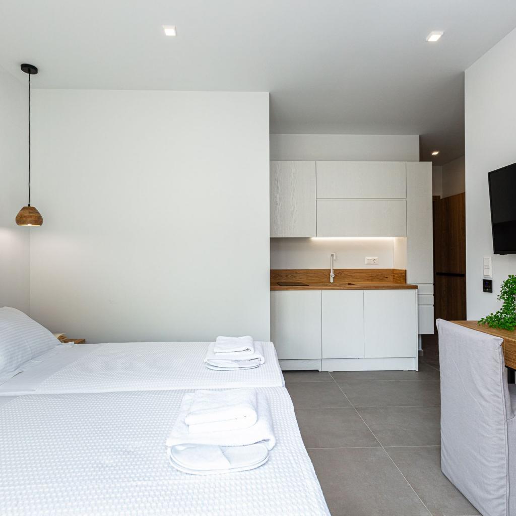 Studio with Side Sea View