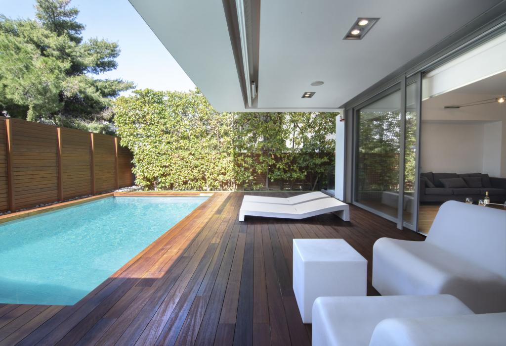 Elegant and Private Living