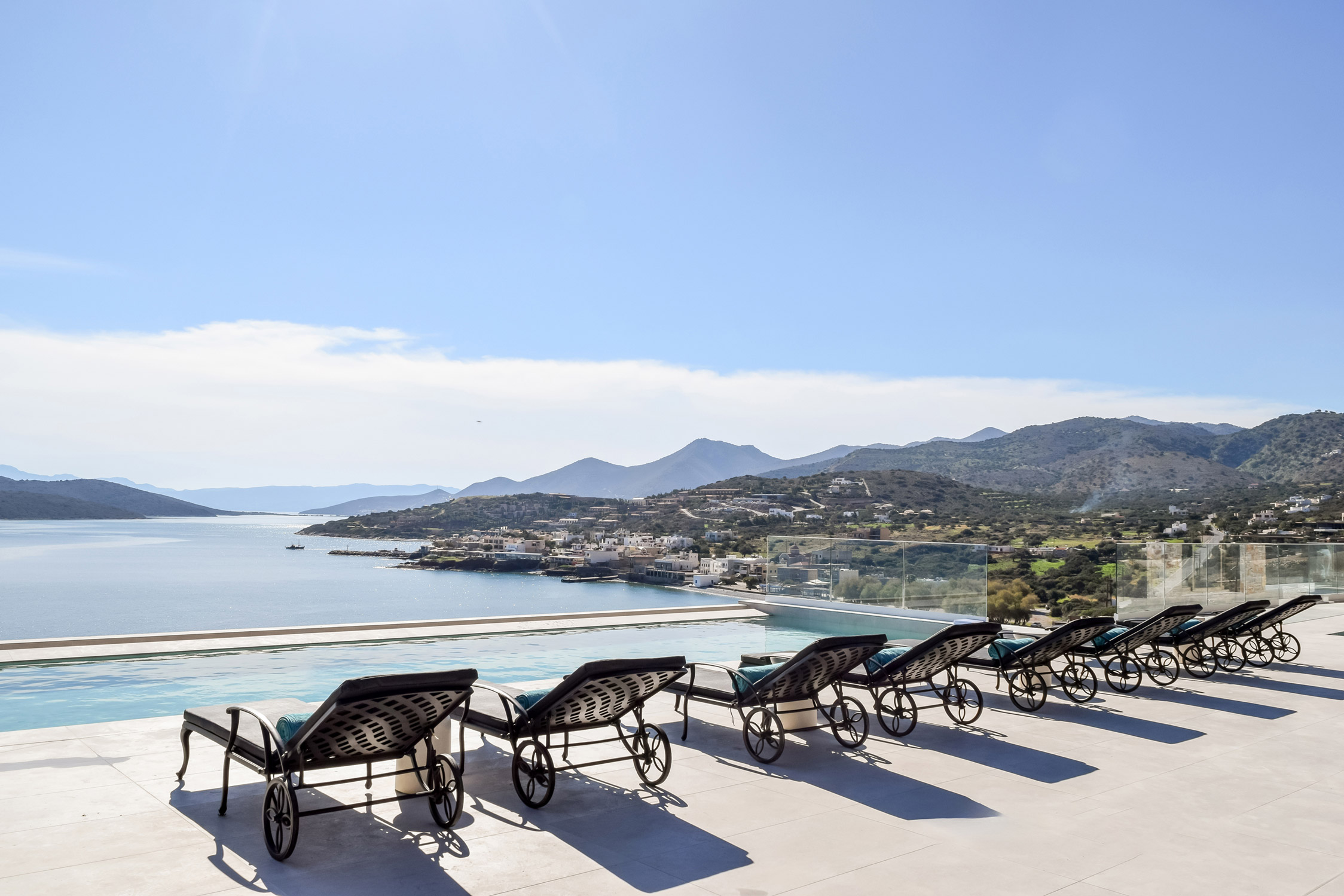 Crete Viila Utopies jumbotron image