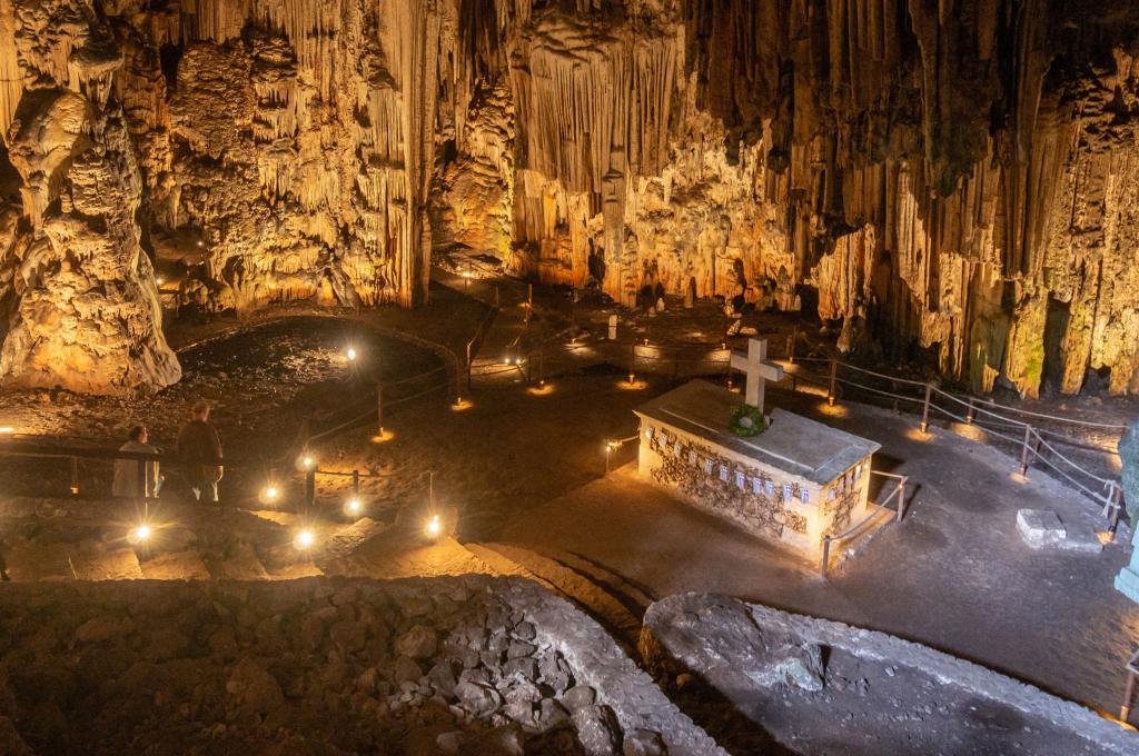 Melidoni Cave - Gerontospilios