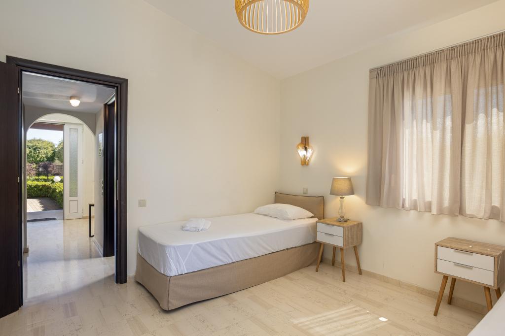 Album Image  #134152