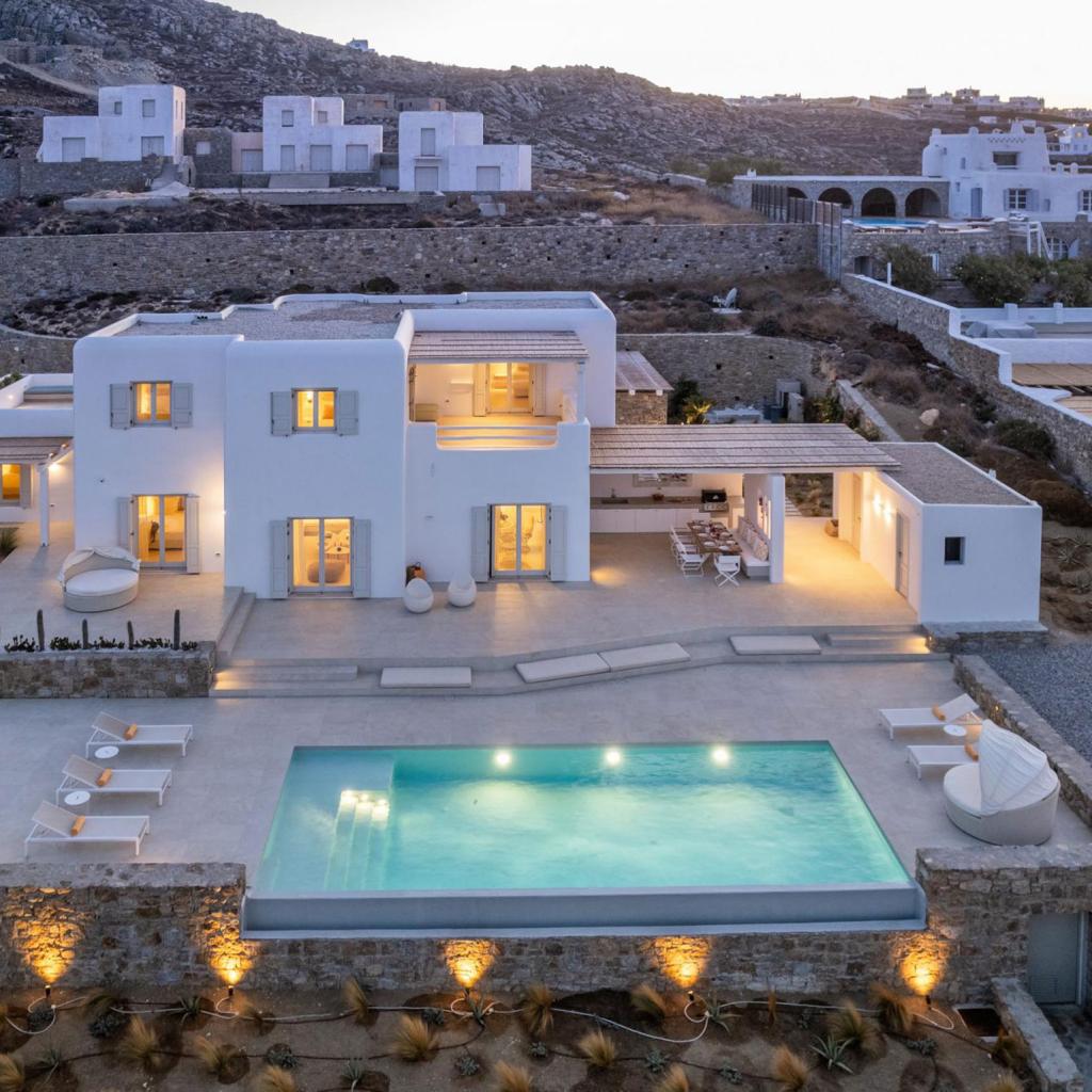 Mykonos Villa Barett