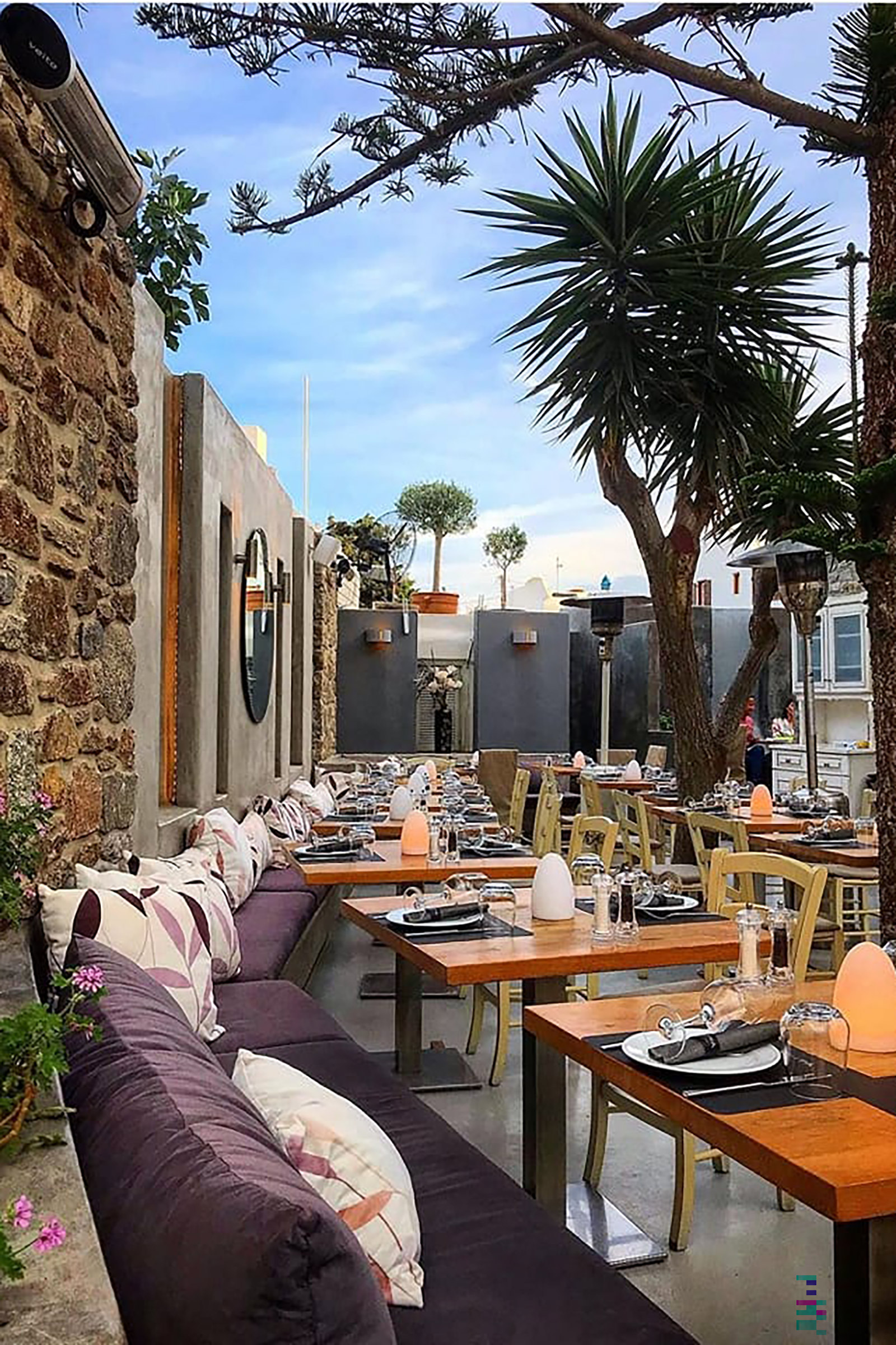 Kalita Mykonos and its talented chef reinvent the classics and serve amazing Greek recipes with a creative touch, promising an elegant dining experience for families, couples, and companies of friends alike. - Image