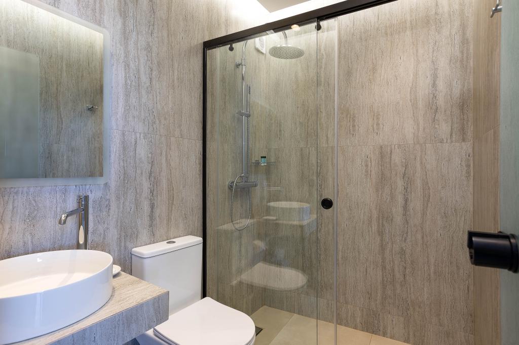 Album Image  #136694