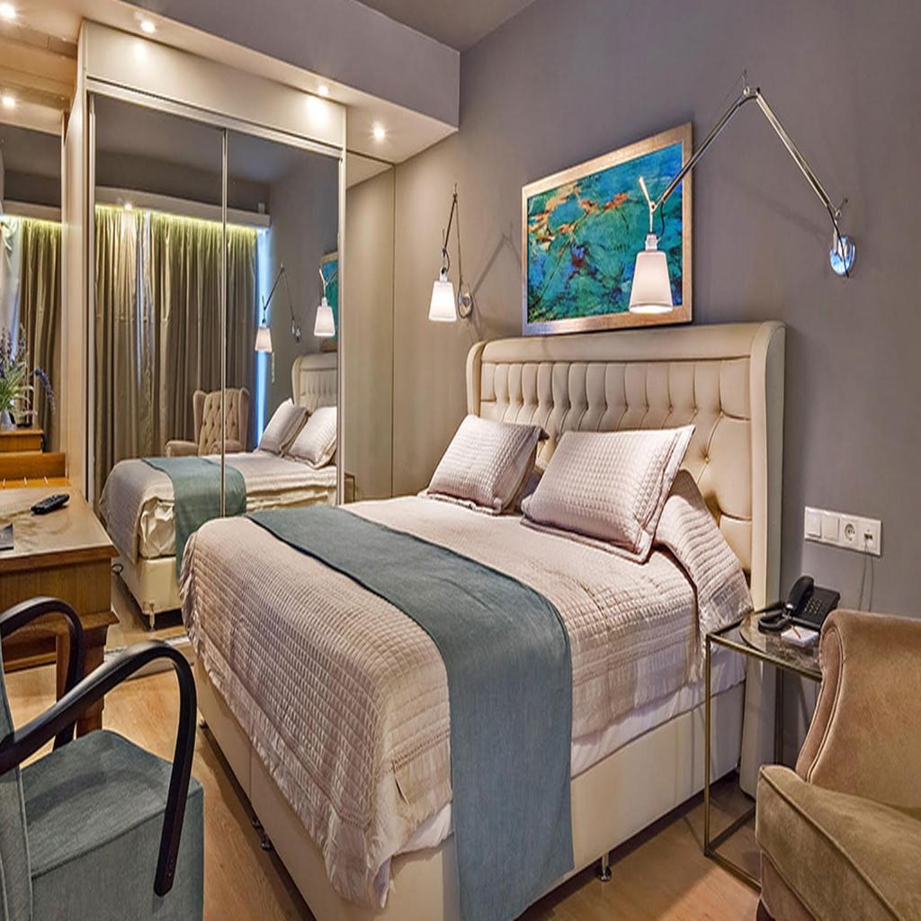 Executive Suite with Side Sea View & Private Pool
