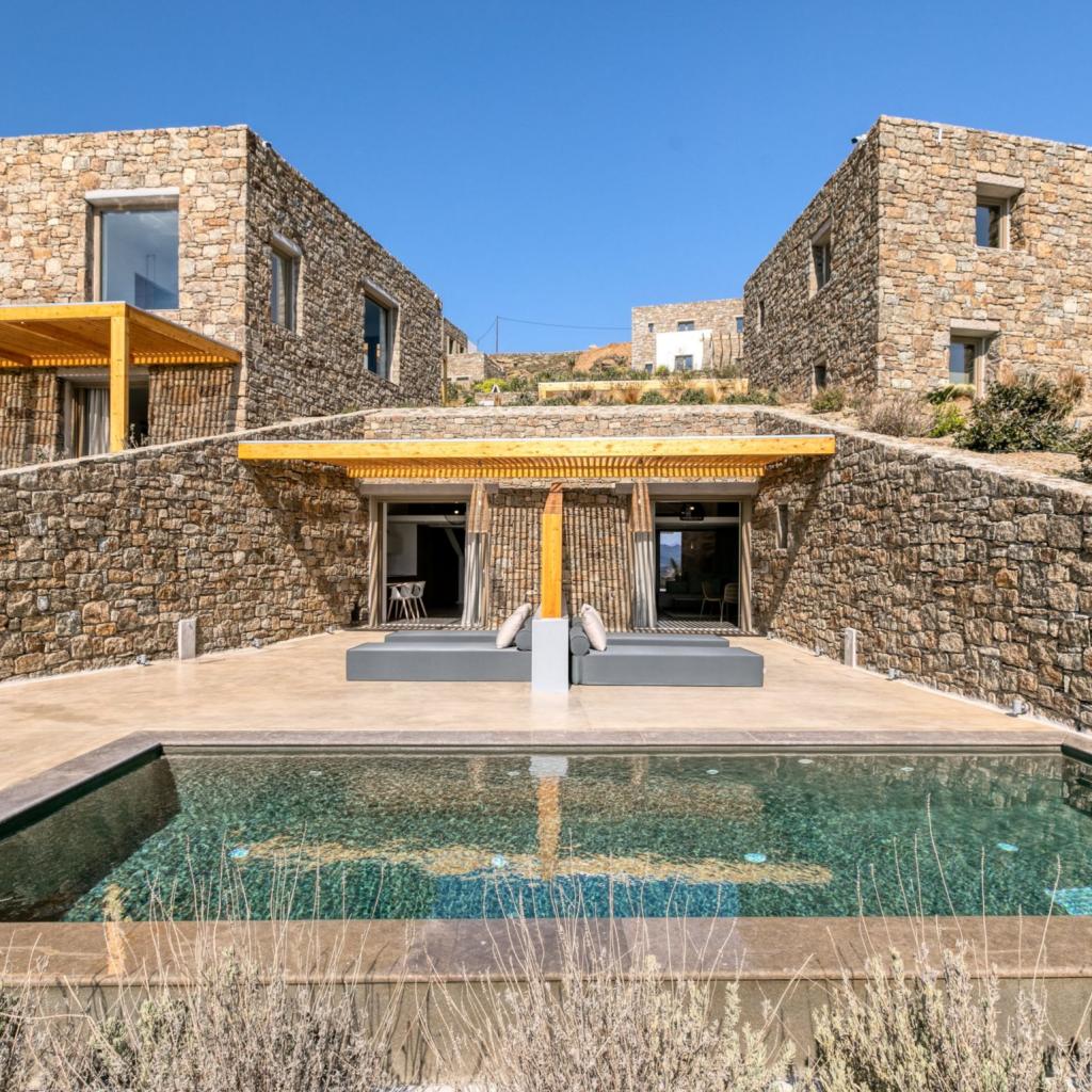 Mykonos Signature Suite III