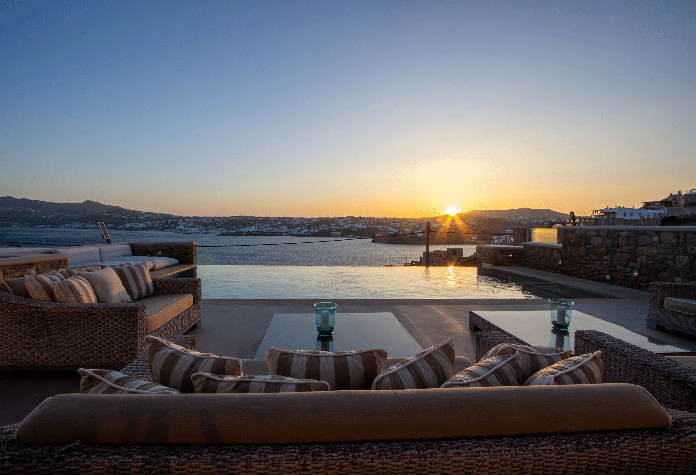 Mykonos Villa Purple jumbotron image