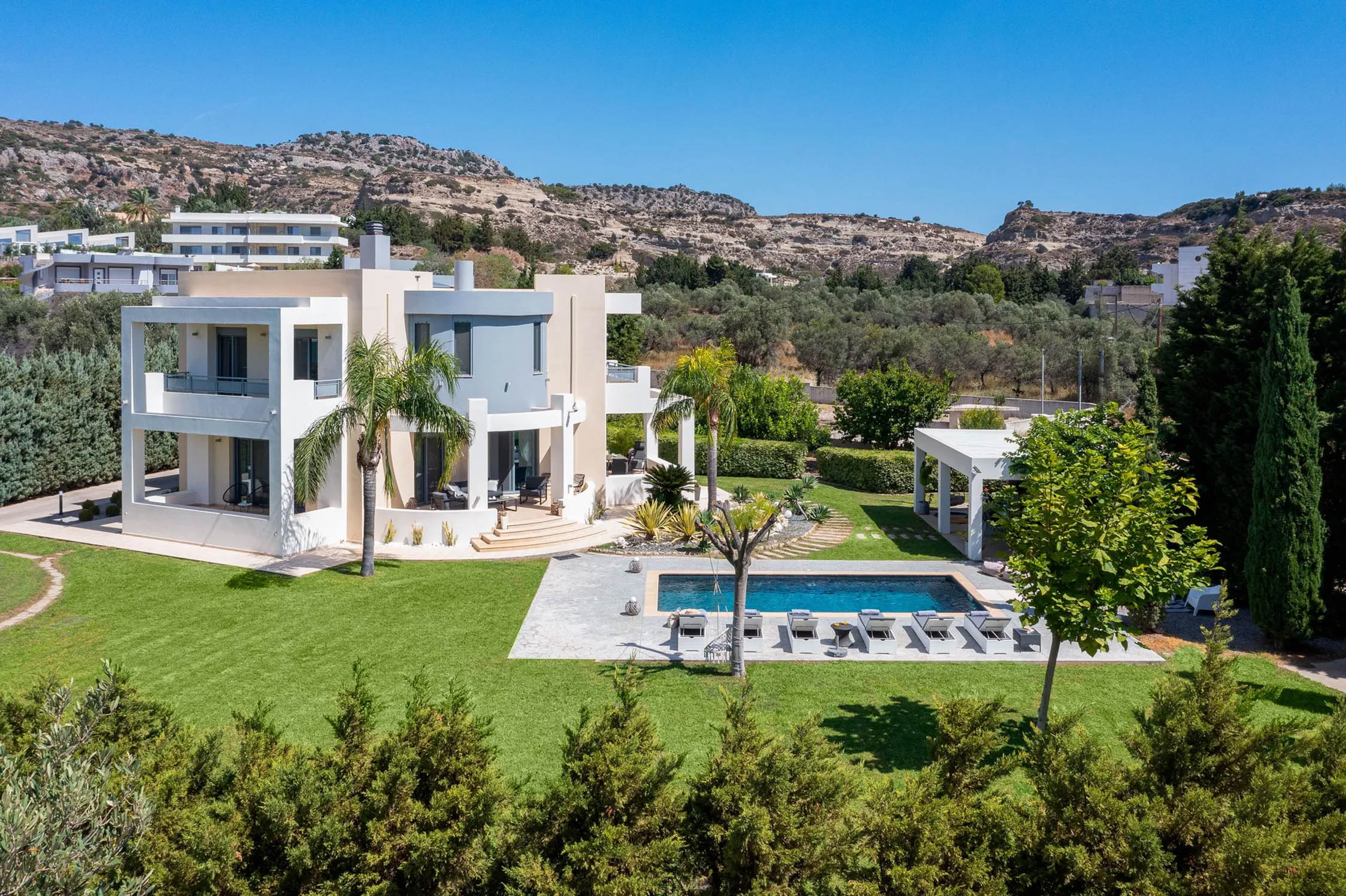 Rhodes Villa Rocky jumbotron image