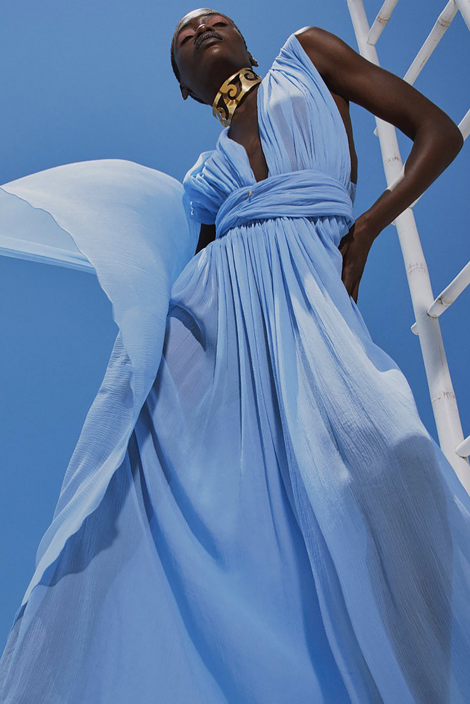 Founded by former Vogue Hellas Editor-in-Chief Elena Makri, Elena Makri Mykonos is dedicated to a luxurious resort living lifestyle uniquely inspired by the islands of Mykonos and Delos, a modern interpretation of the timeless Greek qualities of simplicity, harmony and high quality, reflected in the designs and the jewelry that adorns them. - Image