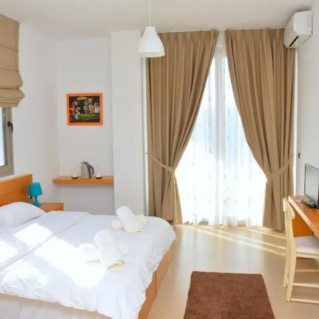 Superior One Bedroom Apartment with Sea View