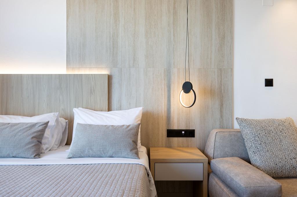 Album Image  #136688