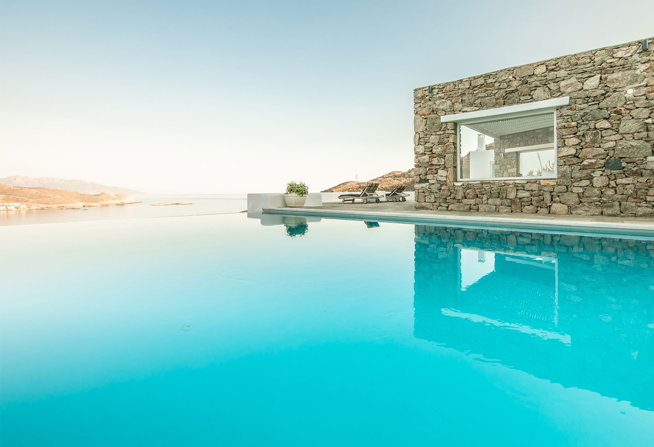 Mykonos Dion Retreat jumbotron image