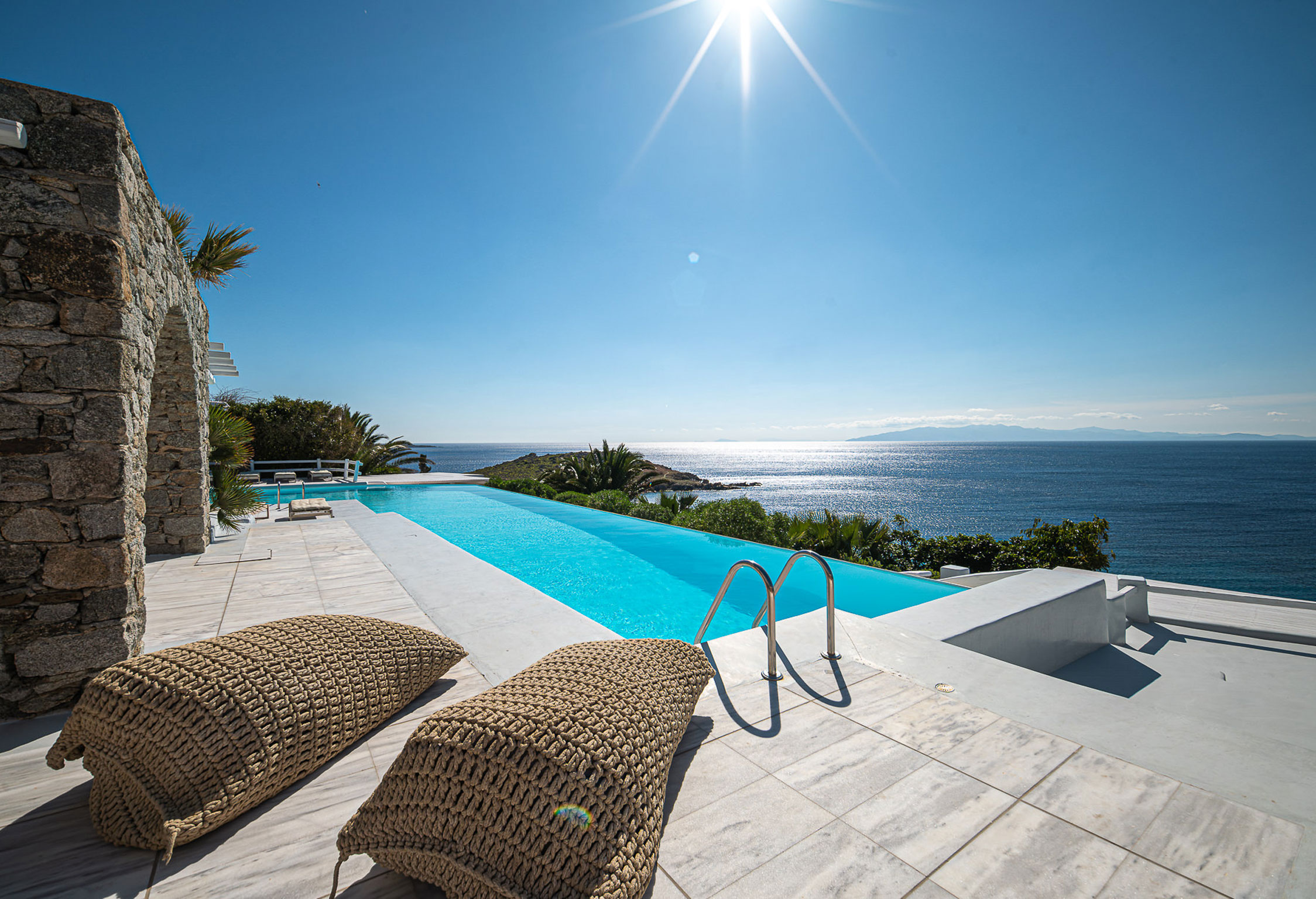 Mykonos Villa Nemesis jumbotron image