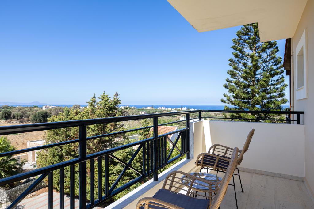 Album Image  #134149