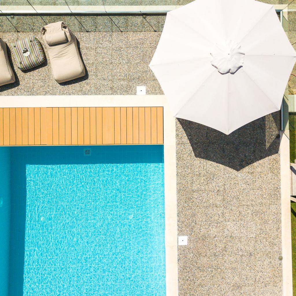 Ecological swimming pool