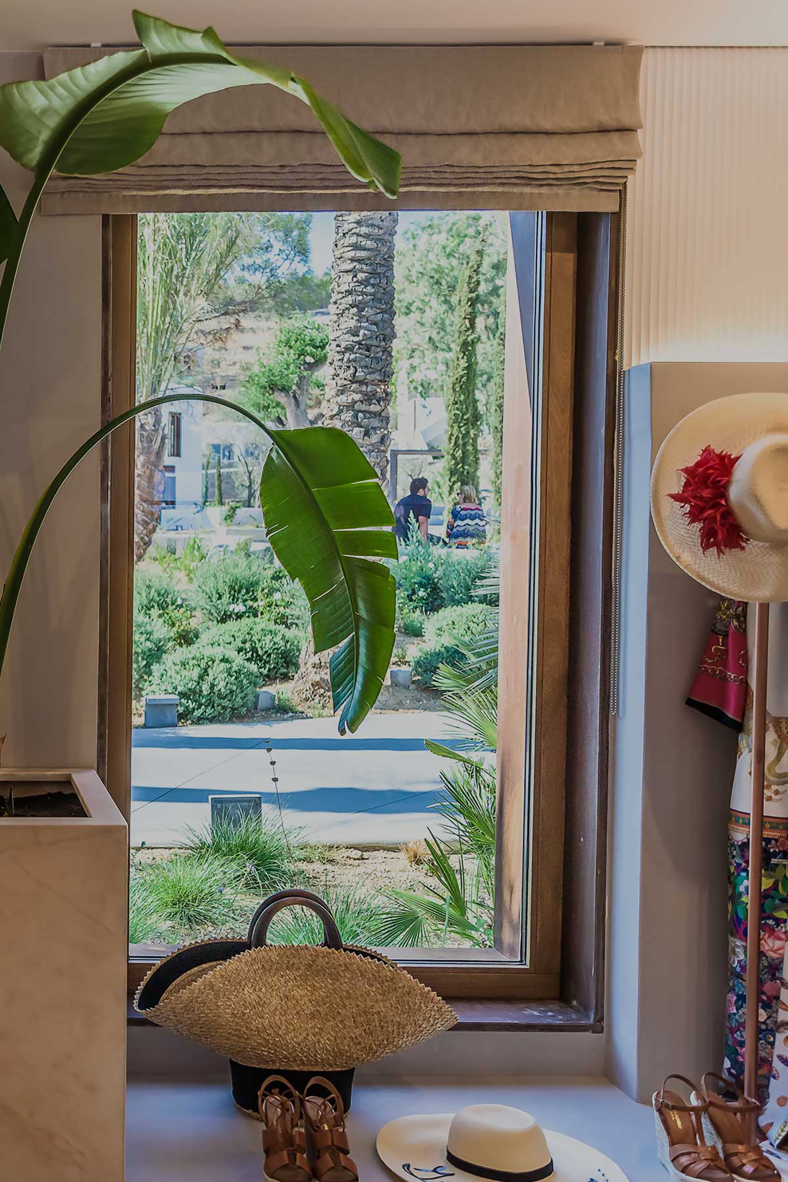 Luisa Beach Nammos Village

Psarou Beach 84600 Mykonos, Greece

Phone: +30.2289078400

Fax. +30.2289078499

E-mail: nammosvillage@nammosvillage.com - Image