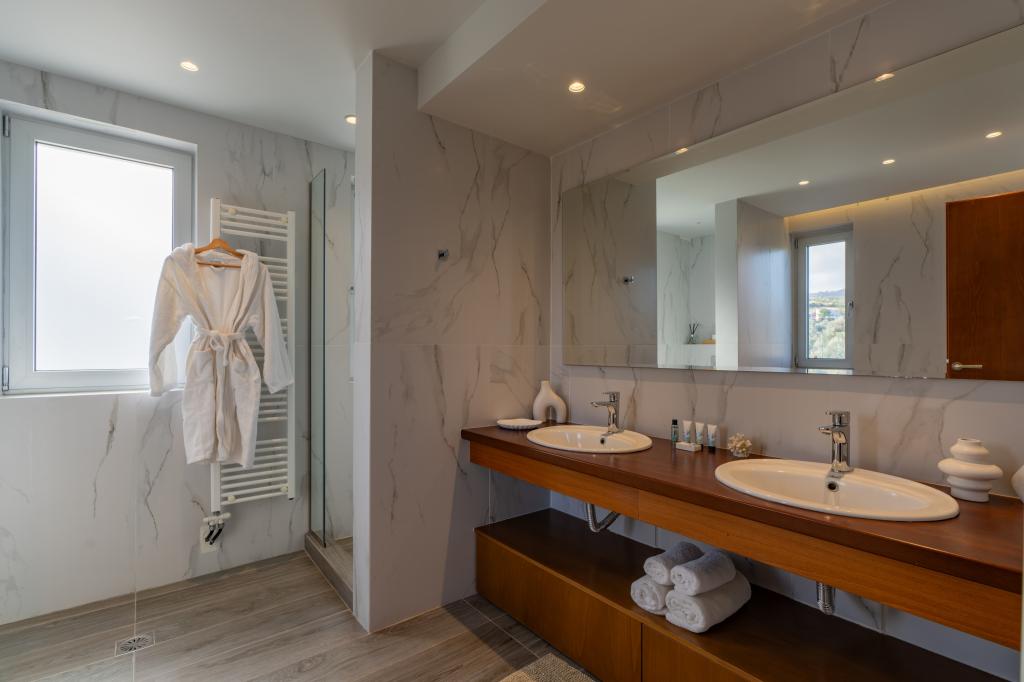 Album Image  #134738