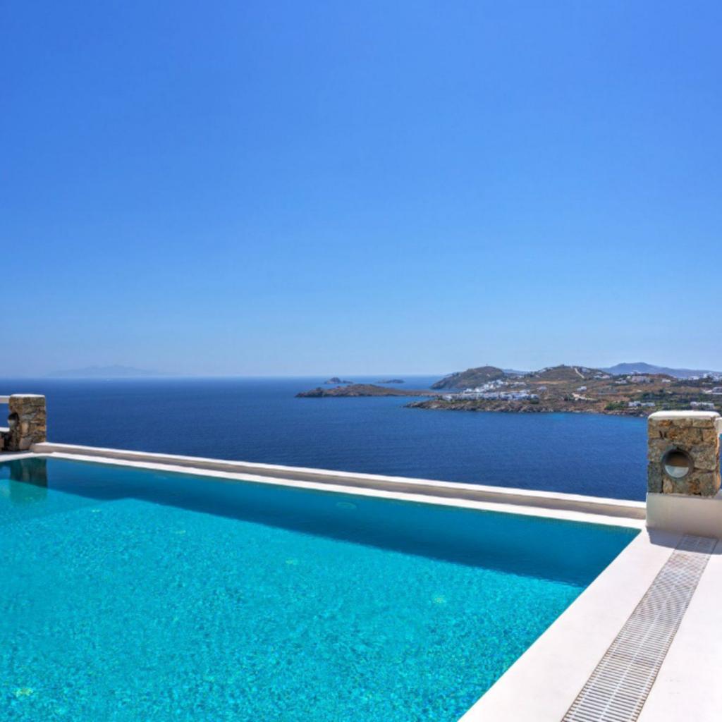 Diamond At Santa Marina