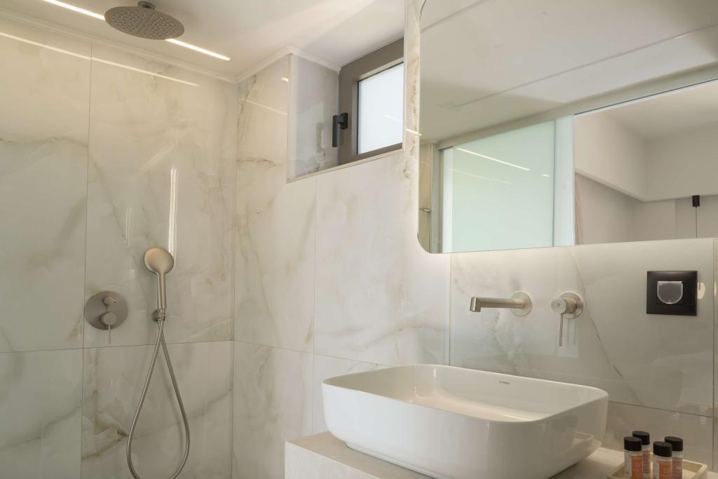 Album Image  #130483