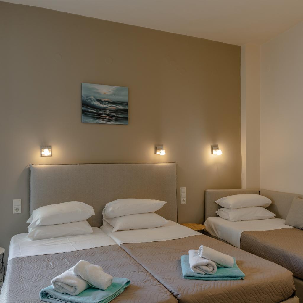 Standard Triple Room with Inland View