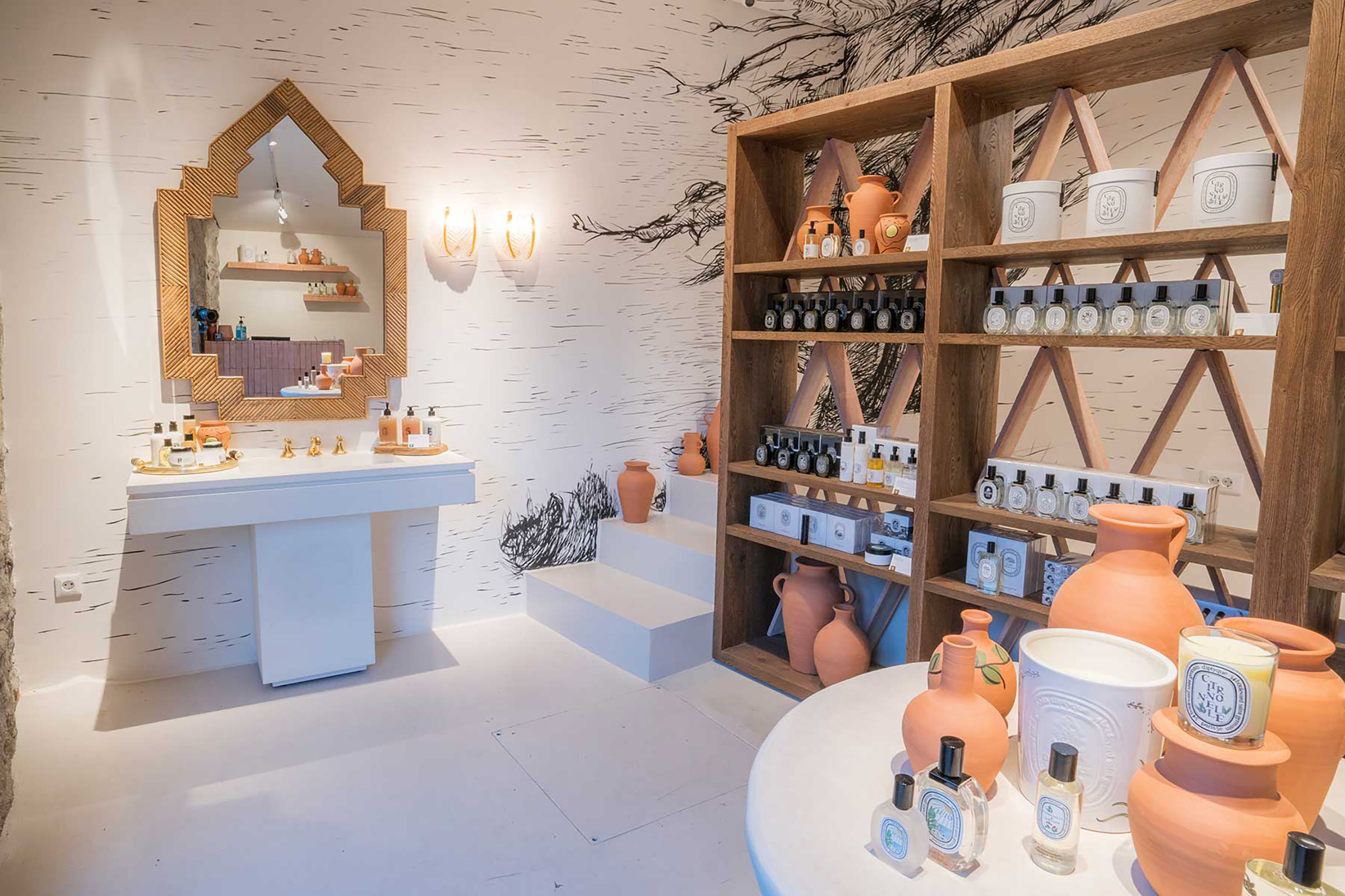 Diptyque Nammos Village
Psarou Beach 84600 Mykonos, Greece
Phone: +30.2289078400
Fax. +30.2289078499
E-mail: nammosvillage@nammosvillage.com - Secondary Image