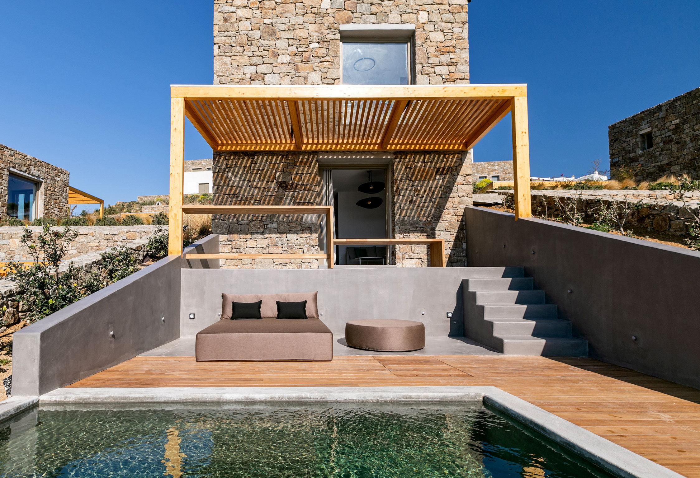 Mykonos Grand Suite jumbotron image