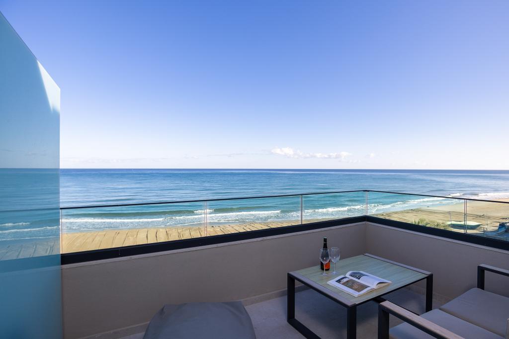 Album Image  #136699