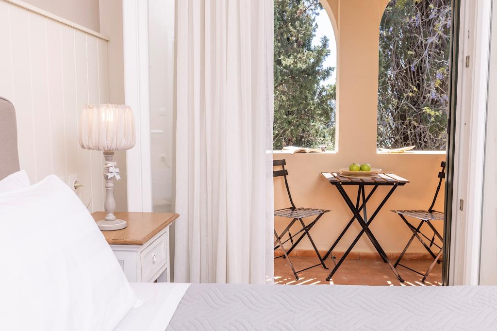 Junior Suite with Garden View