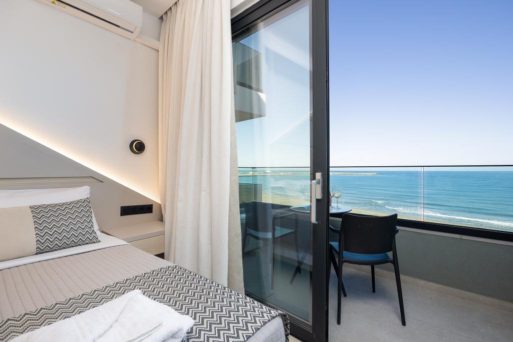 Album Image  #136671