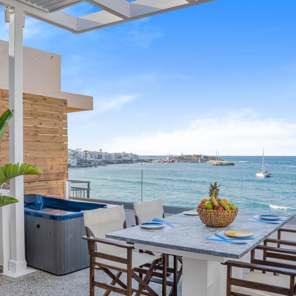 Premium Suite with Sea View and Outdoor Jetted Tub