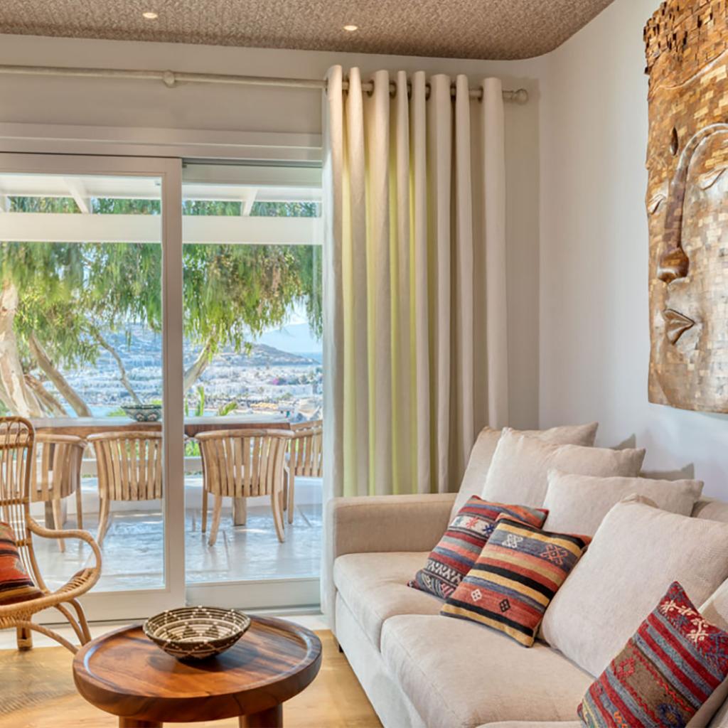 Topaz at Santa Marina