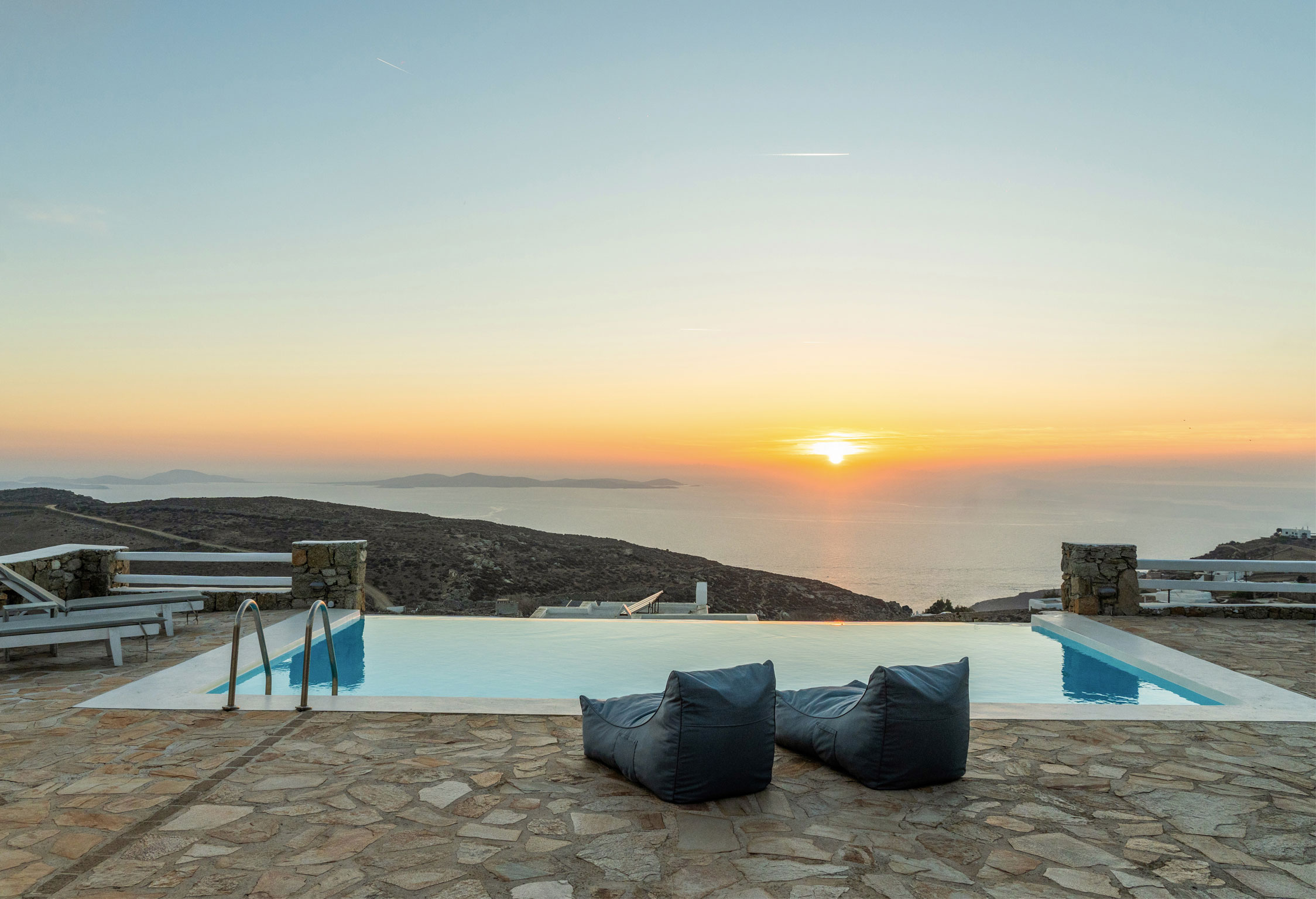 Mykonos Villa Castel jumbotron image