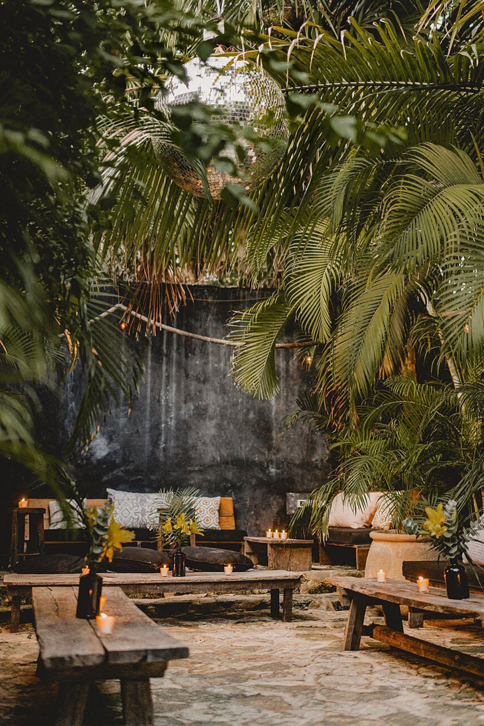 Serving some of the best cocktails in Tulum and set in an ultra-atmospheric, tropical scenery, Gitano is exactly how one would dream up of a cocktail bar in the heart of the jungle, if only one was as creative and forward-thinking as the owners of Gitano Jungle. - Image