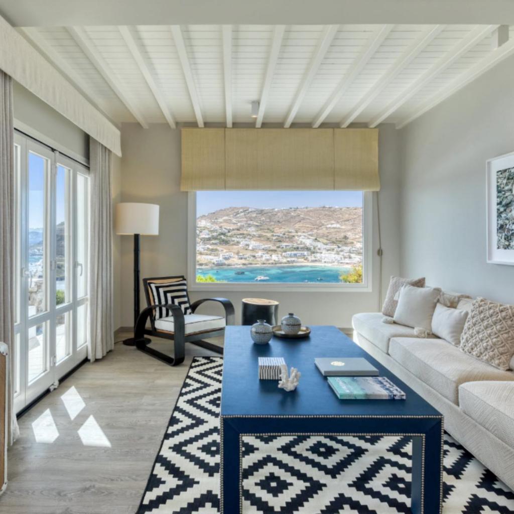 Pearl at Santa Marina