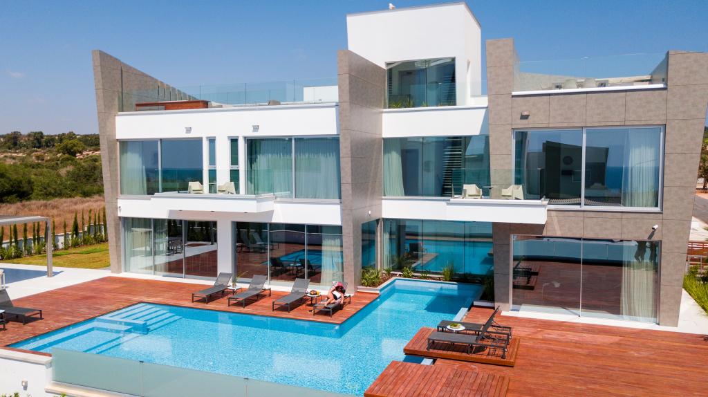 Nautica Seaview Villa