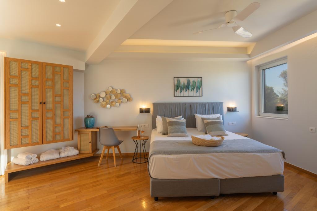 Album Image  #134744