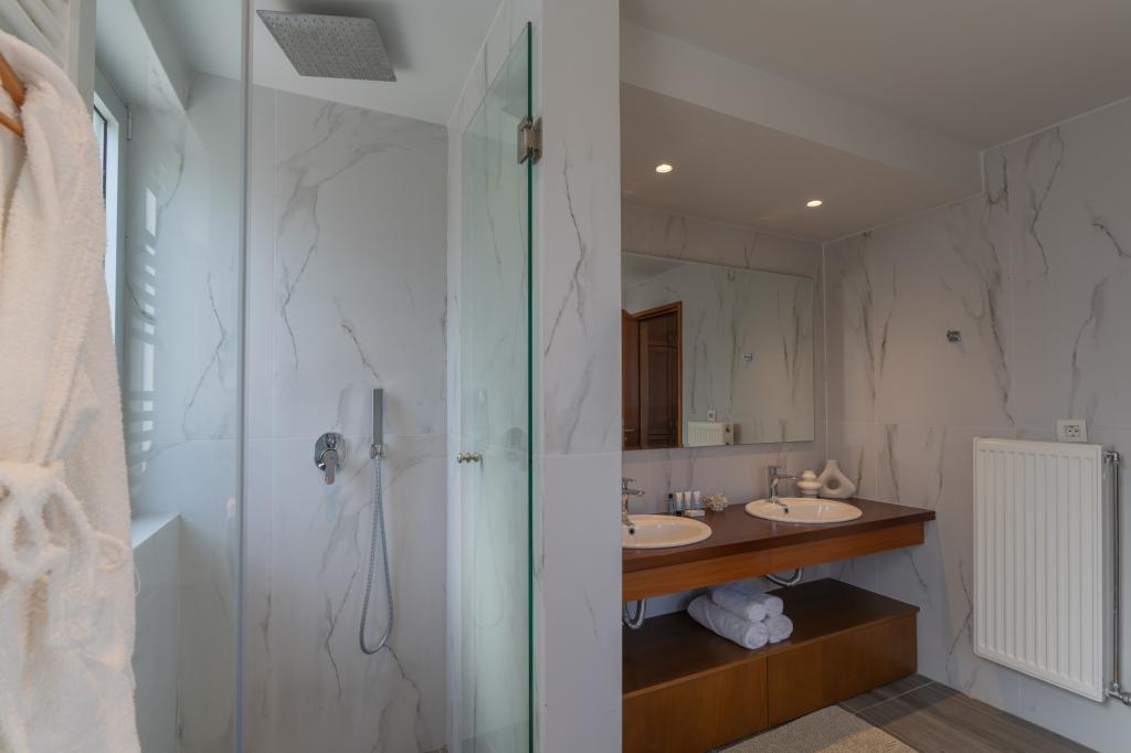 Album Image  #135400