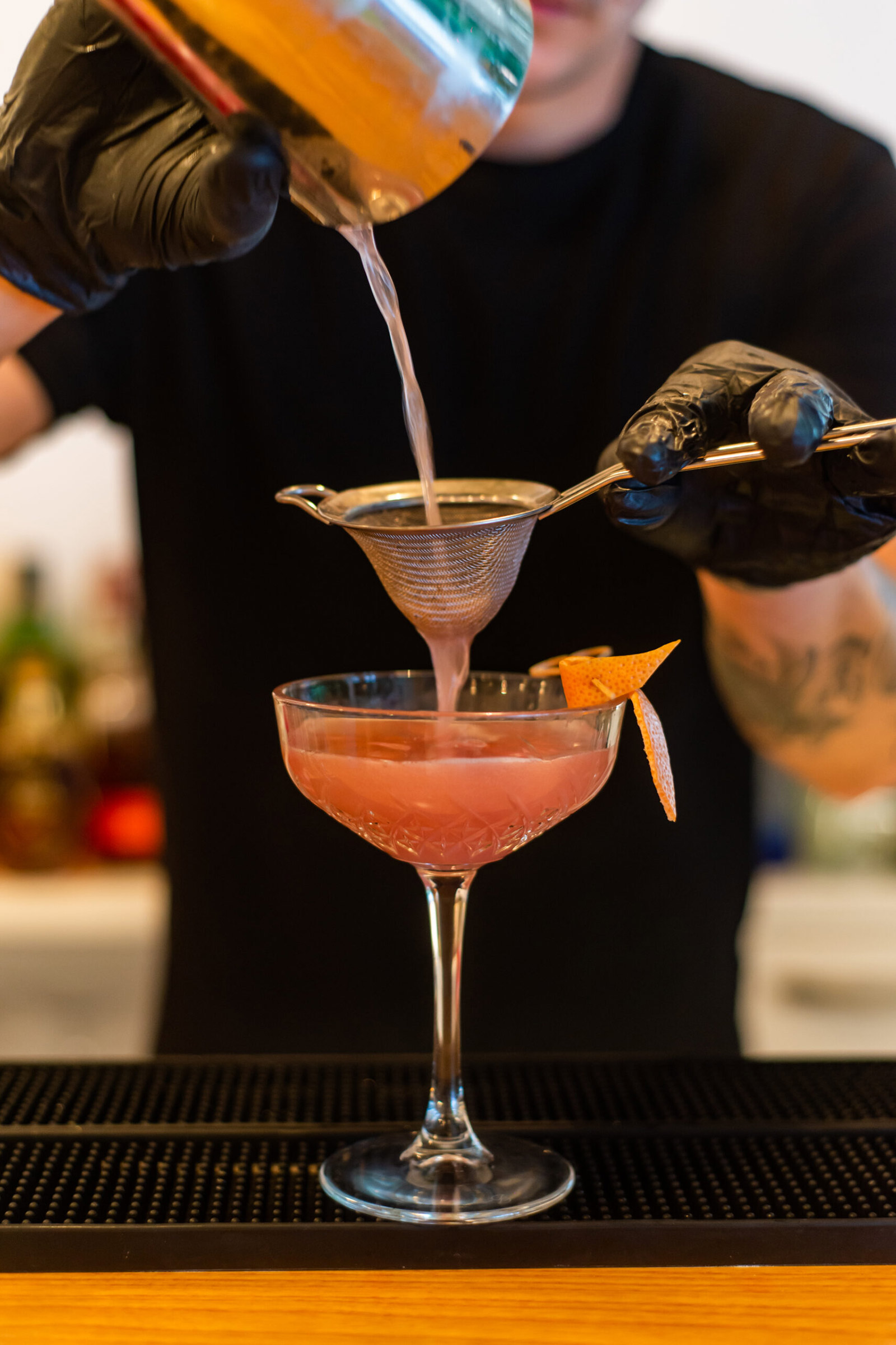 Seafood and meat lovers are destined to find their own personal favourite dish in the menu that will surely satisfy all palates. From morning to night, the atmospheric patio is ideal for casual-chic dining experiences accompanied by fine wine labels in a fun and relaxing environment. - Image