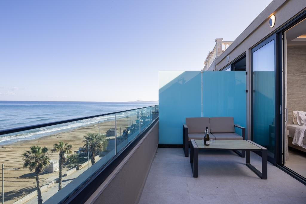 Album Image  #136698