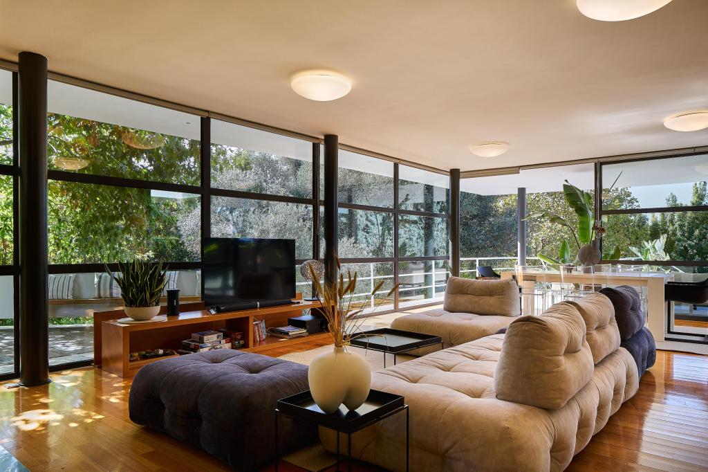 Album Image  #134553