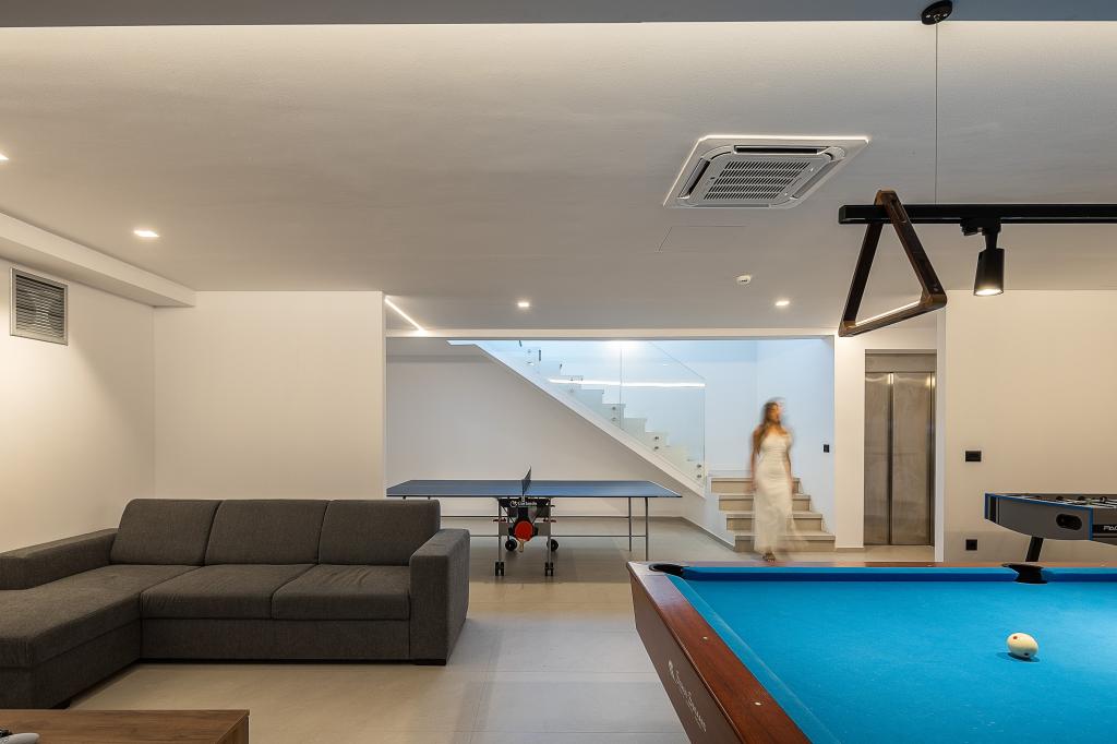 Album Image  #131105