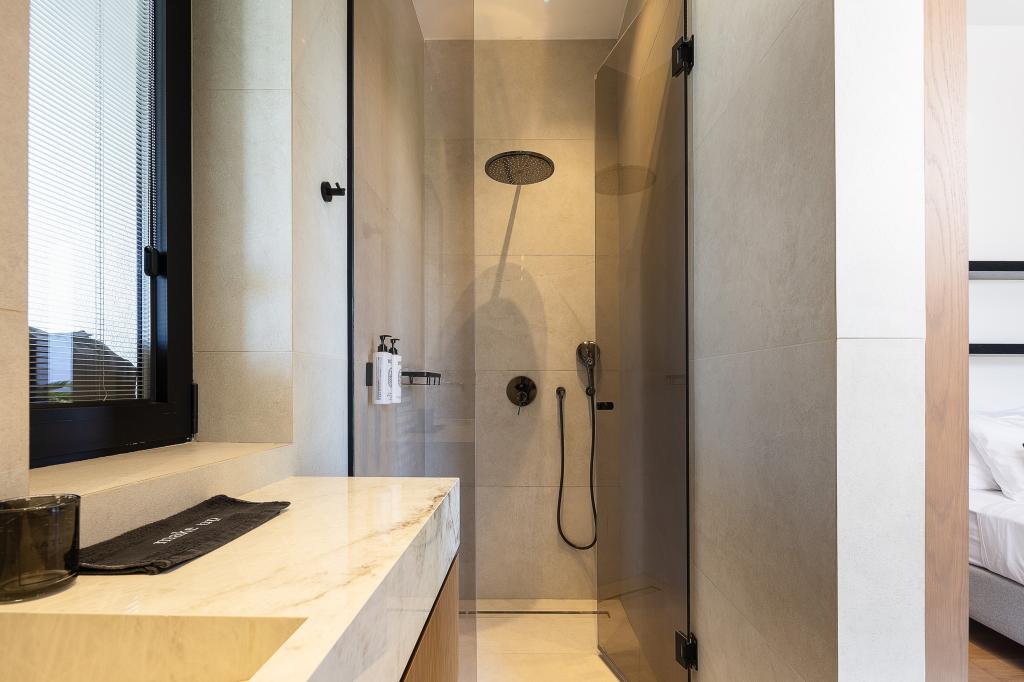 Album Image  #132773