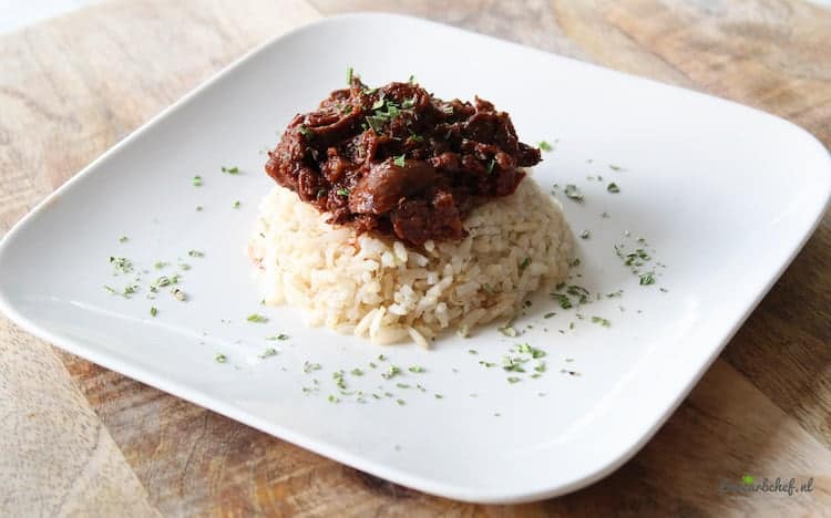 Boeuf bourguignon met bloemkoolrijst
