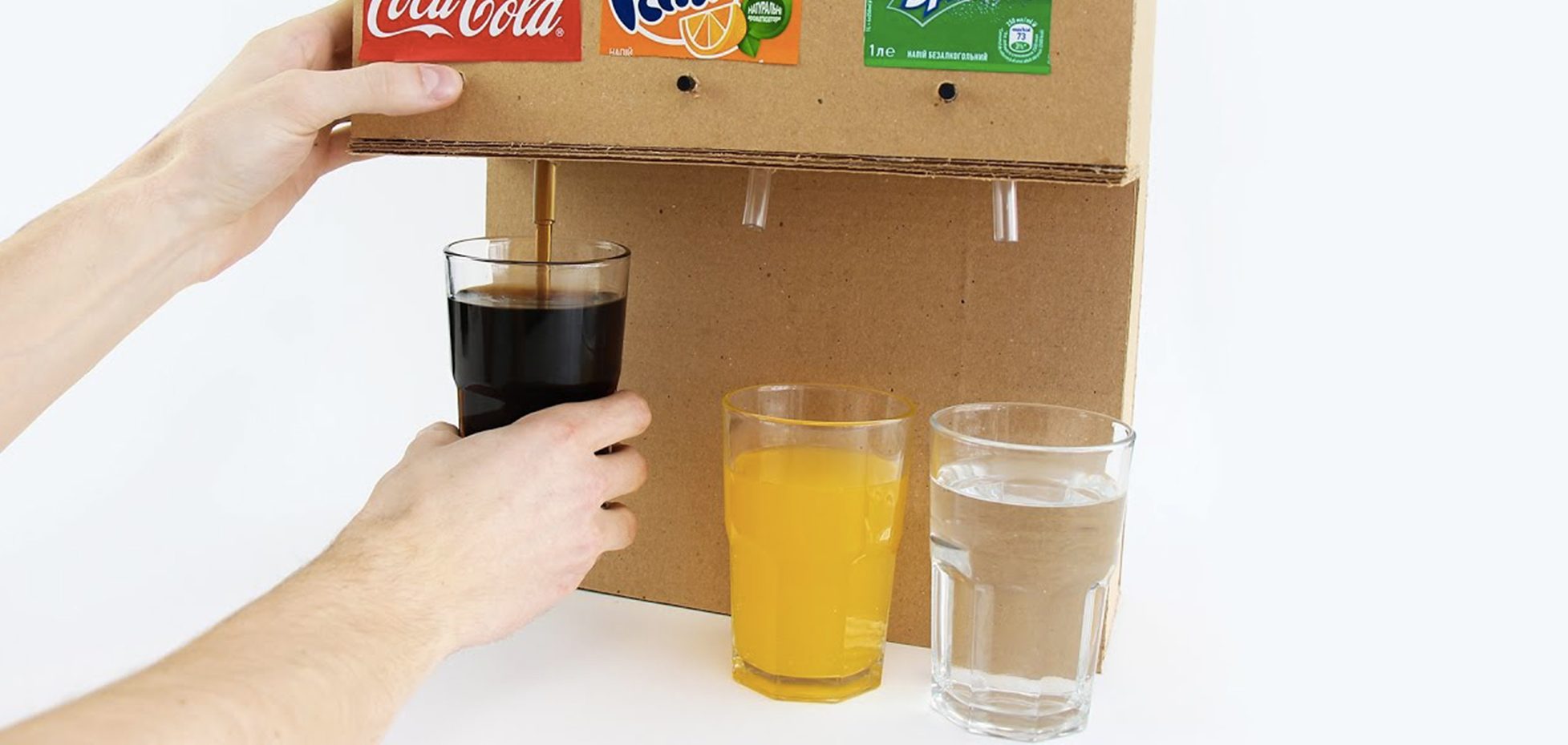 Pshitt fait ma fontaine à boissons en carton : Makery