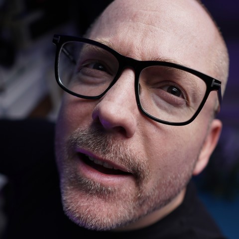 Same guy. Looks a bit more puzzled. His mouth is open. Maybe he’s about to say something profound. Or maybe he just realised he left the oven on. Either way, hope he doesn’t catch any flies.