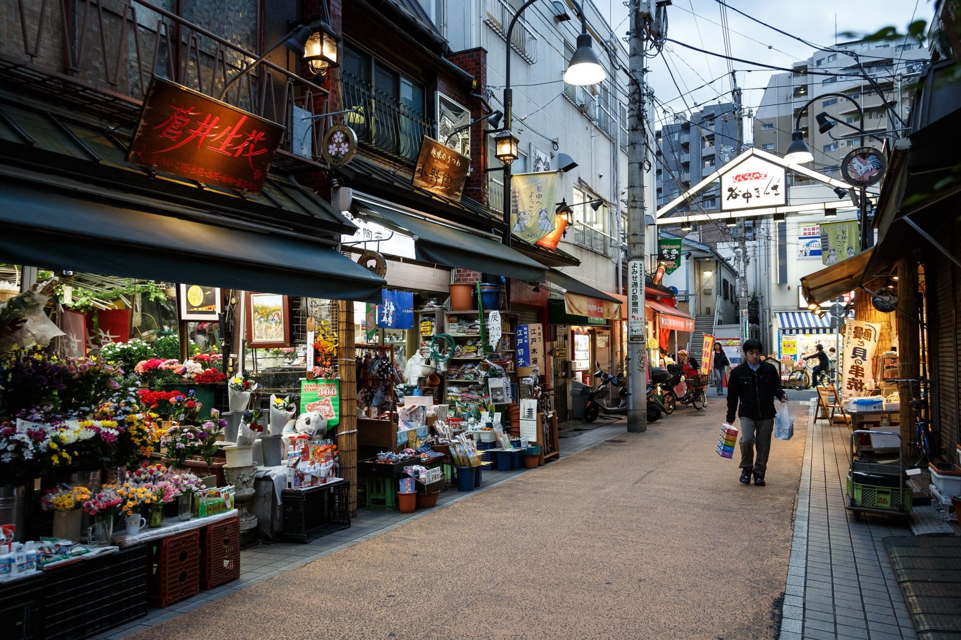 Yanaka Ginza Matteoingiappone Yanaka Ginza Matteoingiappone