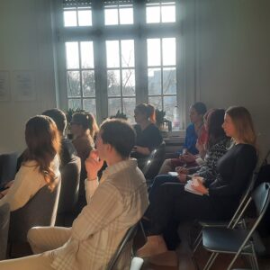 Az MGI-BPO kollégái továbbképzésen.